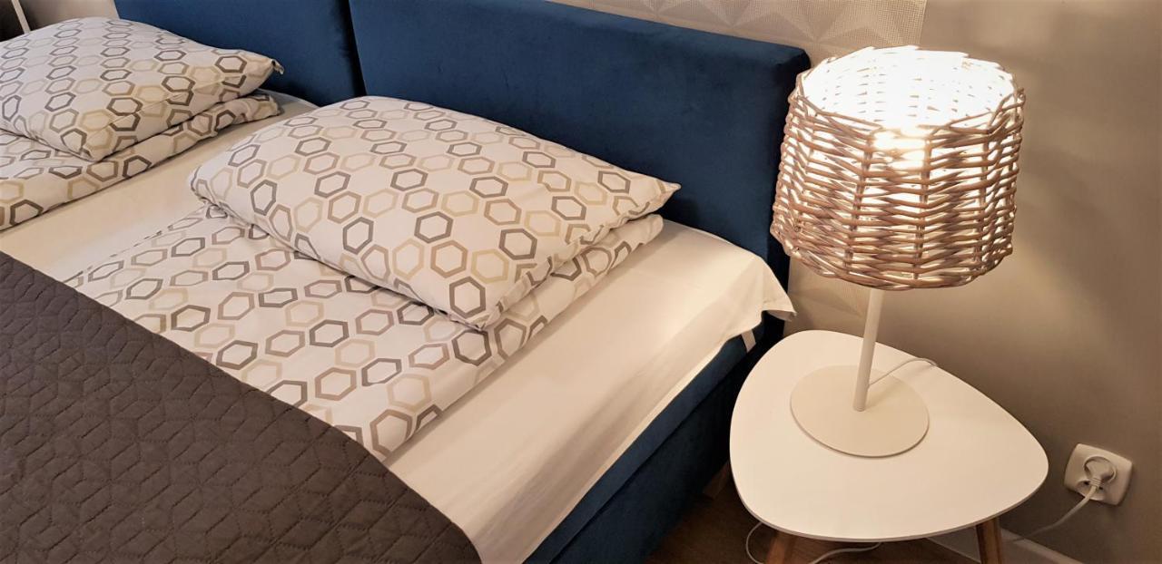 צ'סטוצ'ובה Apartament Centrum מראה חיצוני תמונה