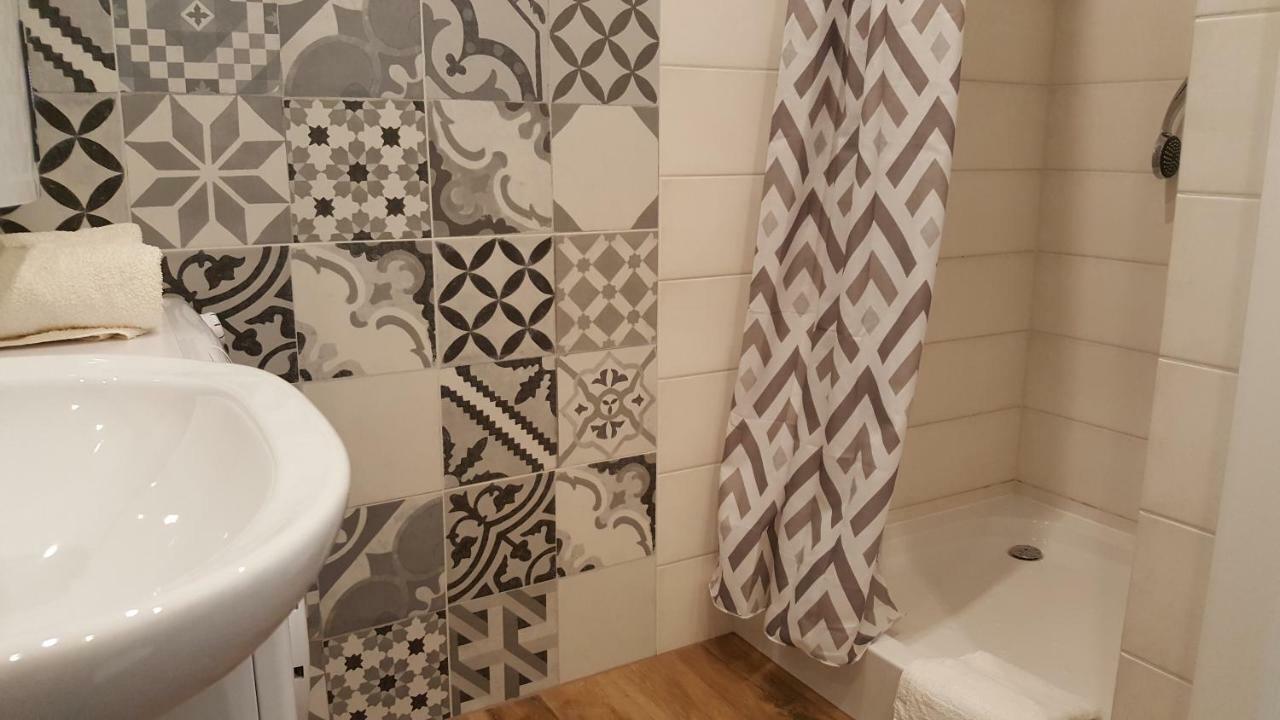 צ'סטוצ'ובה Apartament Centrum מראה חיצוני תמונה